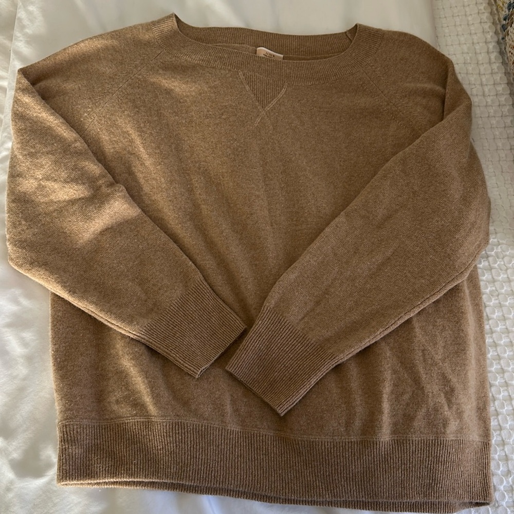 Worn once! Cashmere crewneck